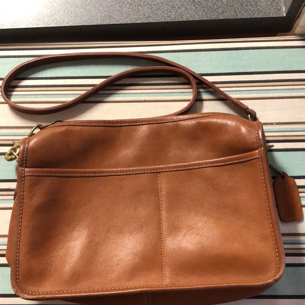 Coach vintage shoulder bag | Detachable shoulder Strap